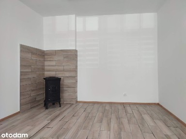 bez dodatkowych opłat administracyjnych