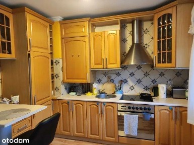 Przytulne 2-pokojowe mieszkanie z miejscem parkingowym