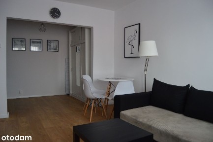 Sprzedam mieszkanie al. Niepodległości 2 pokoje 46m2 balkon