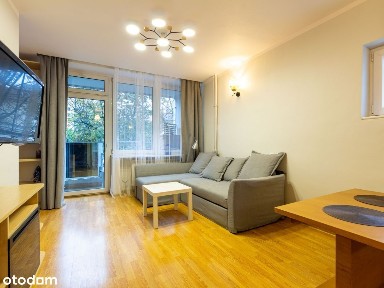 Kawalerka | metro | balkon | wydzielona sypialnia |