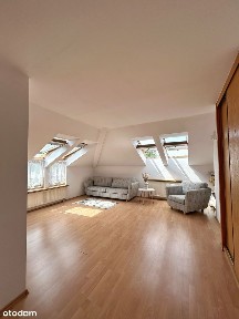 Duża, jasna kawalerka z klimatem - 10 minut. od WKD A. Jerozolimskie