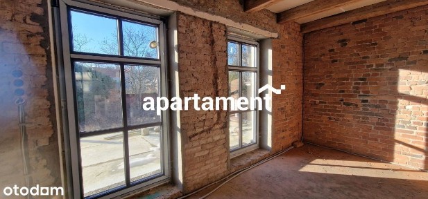 Duży dom na ul. Morelowej, 3 piętra, duża działka