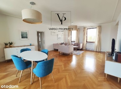 Top floor apartment in the city center