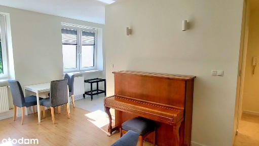 Wynajmę mieszkanie/studio na Muranowie