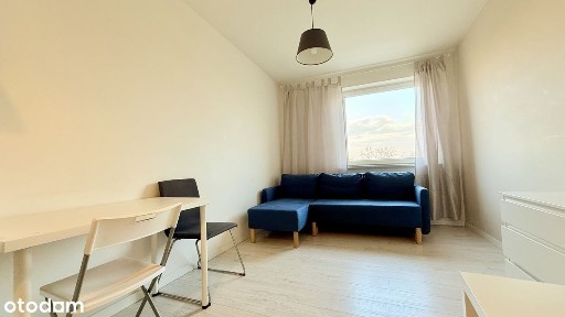 Jasna kawalerka | Skomunikowane