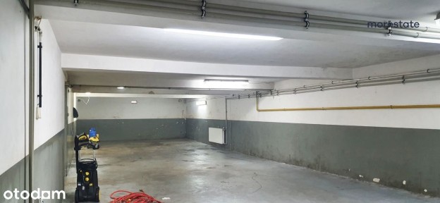 Magazyn na Borku Fałęckim / 203m2