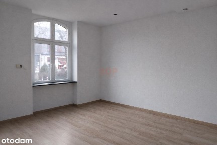 Przestronne mieszkanie w Kamienicy- Nowy Bytom