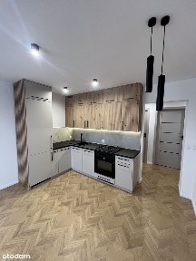 Mieszkanie do Wejscia, 3 pokoje, balkon, komorka, parking - 1 pietro