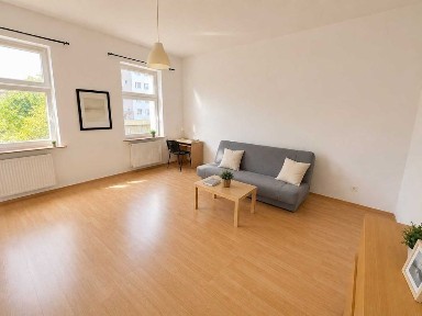 Przestronna kawalerka 40 m² | Jeżyce | OD ZARAZ | ul. Wawrzyniaka | Dla studentów | BEZ POŚREDNIKÓW |