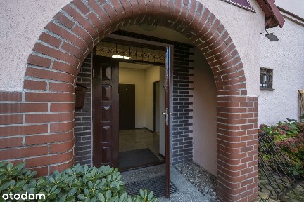 Oryginalny obiekt usługowy 266 mkw. w ścisłym centrum