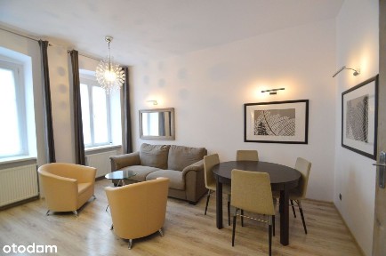 Stylowe mieszkanie z wyposażeniem w centrum Opola