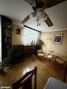 Sprzedam mieszkanie w centrum Jezioran w Śremie. Możliwe negocjacje.