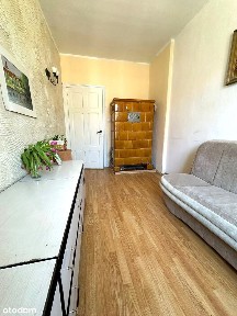 Trzypokojowe mieszkanie w kamienicy | centrum