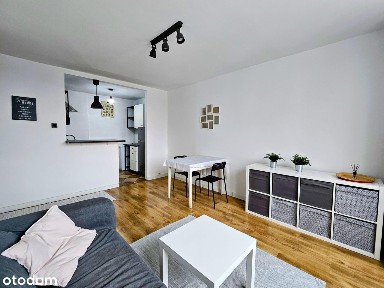 Targówek ul. Suwalska⭐ 2 pokoje⭐ Metro Bródno 600m ⭐Do Wejścia