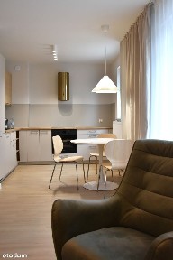 2 pokoje, OC miejskie, taras, m. postojowe