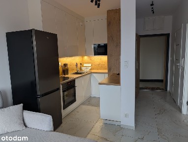 Mieszkanie 40m2, 2 pokoje, klimatyzacja, garaż podziemny