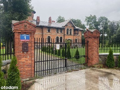 Pałac, Hotel, węzeł A1 Brześć Kujawski