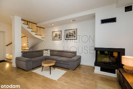 Segment skrajny z pięknym ogrodem, ul.Letnia Marki