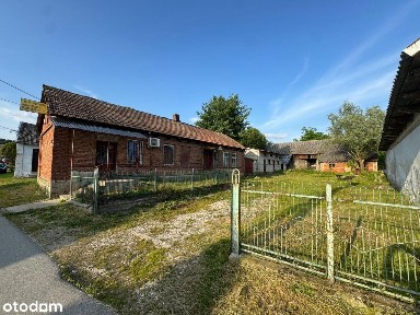 Dom/siedlisko w m. Kików w Gminie Solec Zdrój z zabudowaniami