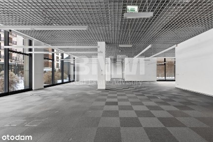 Nowoczesna przestrzeń biurowa na parterze