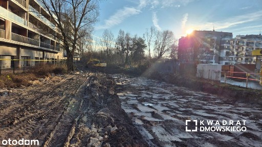 Oddzielna jasna kuchnia. I p. Ładny południowy widok