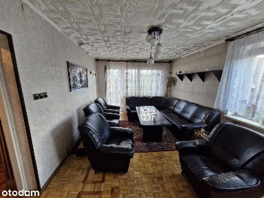 Dom z ogrodem i garażem w Brzezinach. Atrakcyjna lokalizacja.