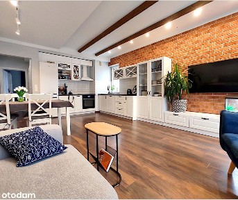 Przestronne mieszkanie, dwa balkony, dwa miejsca postojowe. Ideał!