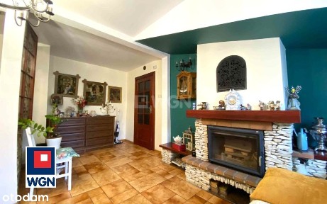 Ładne mieszkanie w kamienicy w Centrum