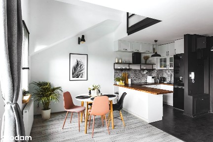 Dwupoziomowe mieszkanie z antresolą i tarasem - ul. Grondysa 7