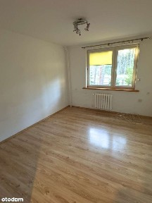 Przestronne mieszkanie na sprzedaż w spokojnej okolicy