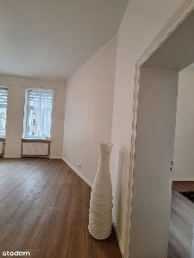 Staszica mieszkanie 65m2 w układzie niezależnym po remoncie.