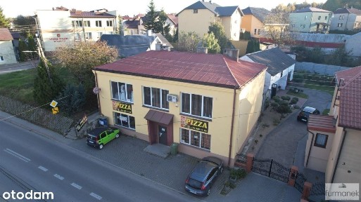 Budynek usługowy (restauracja) w centrum Goraja