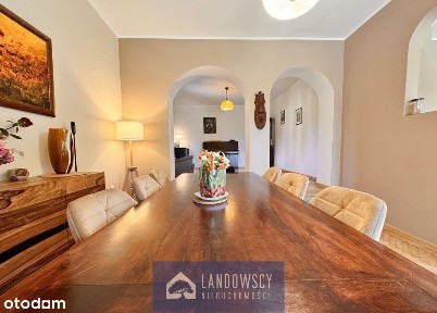 Dom pod miastem z ogromną działką pod działalność.