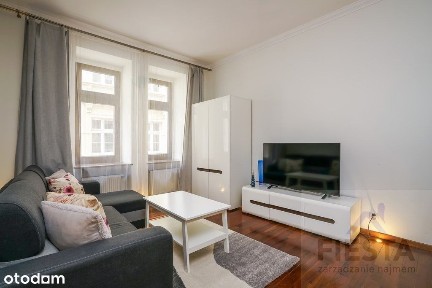 Do wynajęcia/budynek z windą/centrum