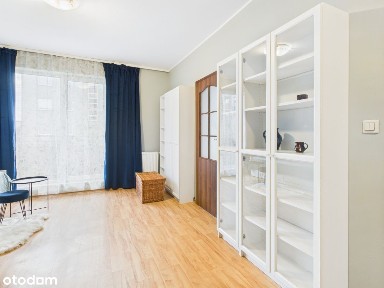 Kawalerka z balkonem - świetna lokalizacja, idealn