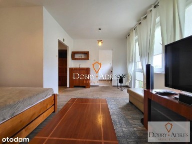 Mieszkanie z oddzielną kuchnią z oknem - Pelczara