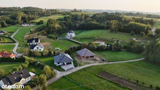 PARTEROWY DOM W STANIE SUROWYM NA SŁOCINIE