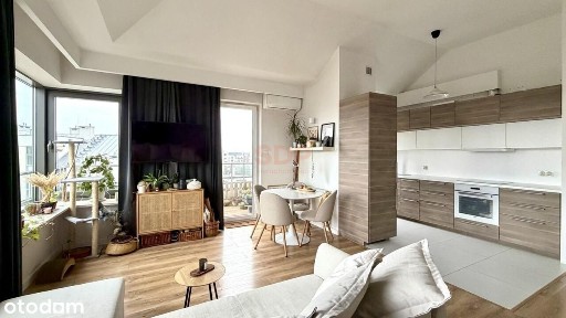 Wysokie mieszkanie z pięknym widokiem + MP