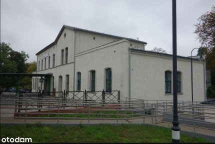 Lokal użytkowy w przyziemiu budynku PKP Wrocław Leśnica