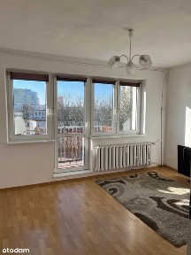 Mieszkanie o pow. 53m2, balkon, IV p., do remontu., os. Asnyka