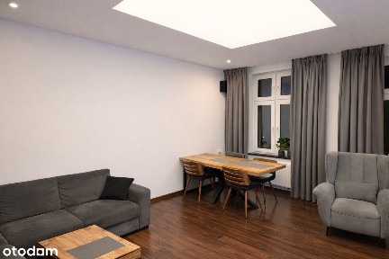 Sprzedam wyposażone mieszkanie 3-pokojowe, 97,5 m² w centrum miasta