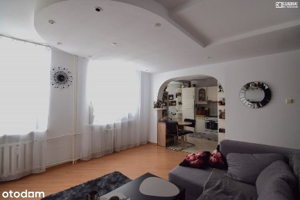 2pokojowe mieszkanie/pow. 59 m2/ul.Spadochroniarzy