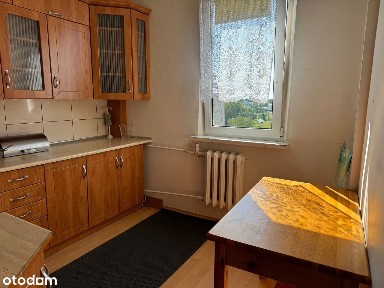 3-pokojowe mieszkanie z balkonem, pięknym widokiem i oddzielną kuchnią