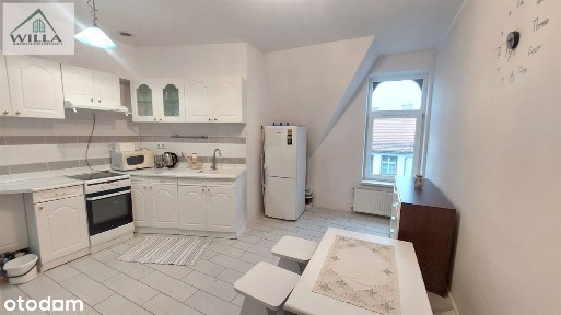 Śródmieście, przytulne, umeblowane mieszkanie.