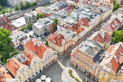 Duża przestrzeń biurowo usługowa w samym rynku