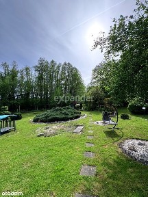 Dom z ogrodem - Gwoździce