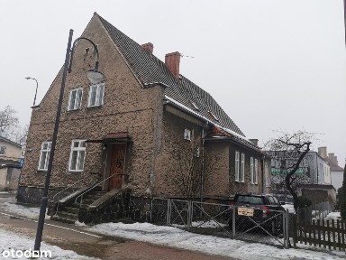 Dom z 2 mieszkaniami i garaż, ogród- Złotów (centr