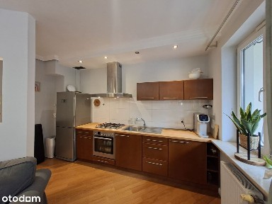 Mieszkanie z balkonem obok Lasku Młocińskiego, 5 min Metro Młociny.