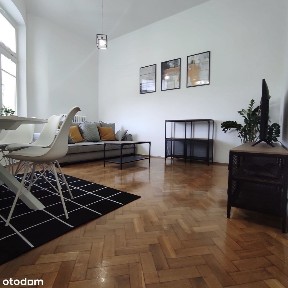 2 osobne pok, naprzeciwko Capitolu, samo centrum