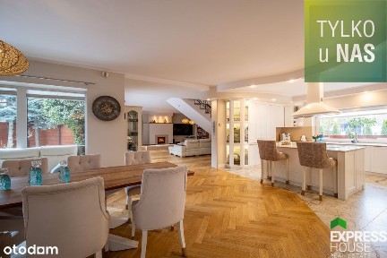 Piękny, do wejścia dom wolnostojący blisko centrum